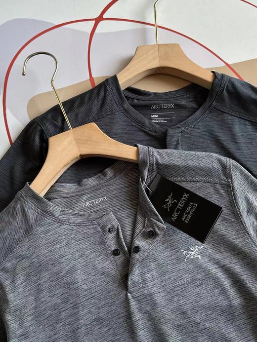 F031870两色情侣款亨利领防紫外线UPF75+速干短袖T恤 商品图3