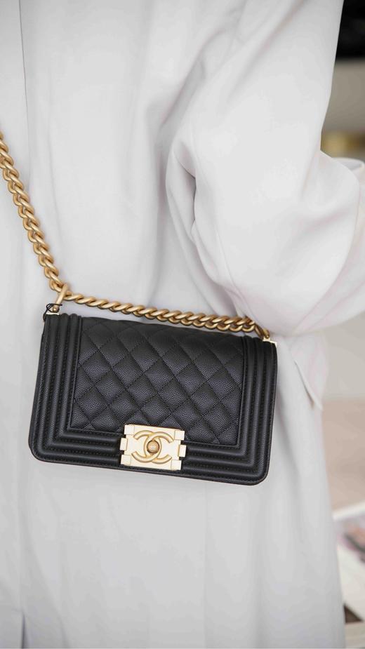 香奈儿 Leboy小球纹 单肩斜挎包 黑金小/中号 商品图2