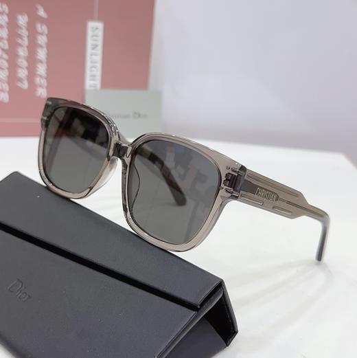 迪奥 Signature S7F  字母镜腿 CD 不规则板材方形时尚太阳镜 商品图11