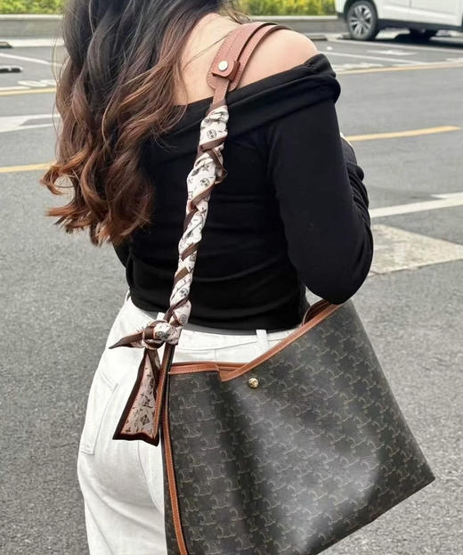 ce凯旋门老花托特包购物袋 商品图10