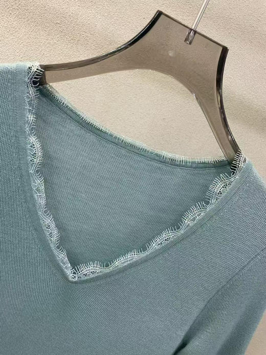 南油原创高品质  新款睫毛蕾丝拼接V领弹力五分袖薄款针织衫 商品图2