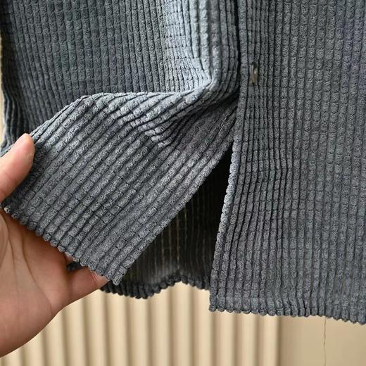 F031842春秋新款男士灯芯绒复古纯色宽松条纹衬衫上衣 商品图14