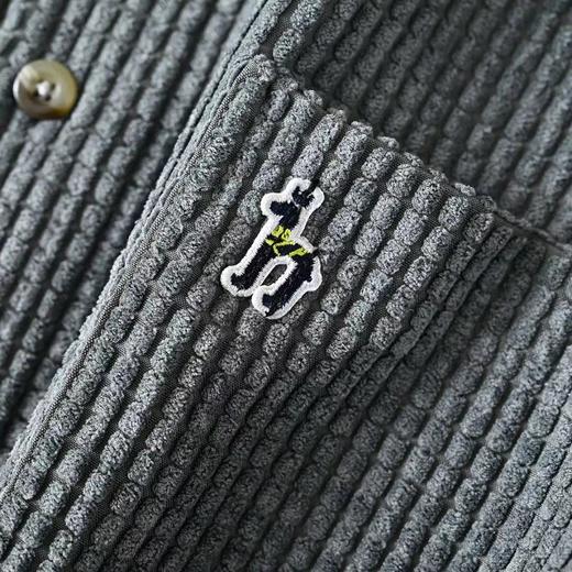 F031842春秋新款男士灯芯绒复古纯色宽松条纹衬衫上衣 商品图11