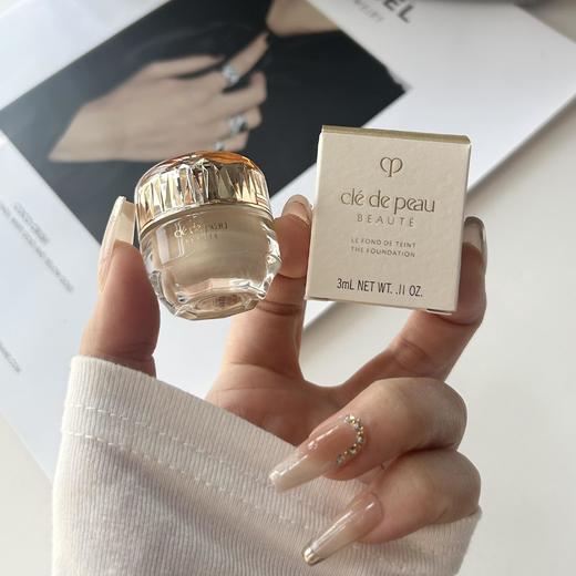 严选 | CPB肌肤之钥 晶钻粉霜小样 3ml/瓶 防晒养肤 长效持妆 商品图2