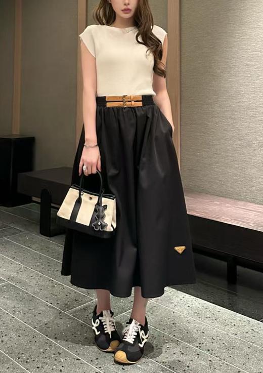 女款皮扣压褶半裙zh020 商品图3