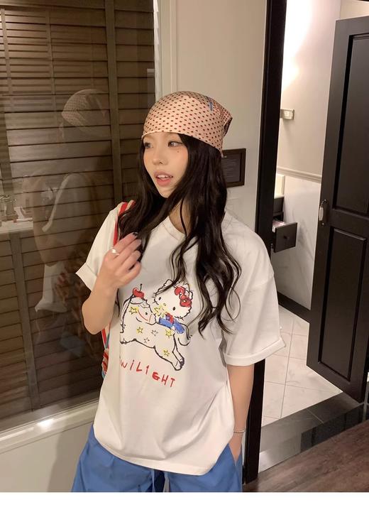 小马KT卡通印花学院减龄风小众设计休闲短袖T恤 商品图3