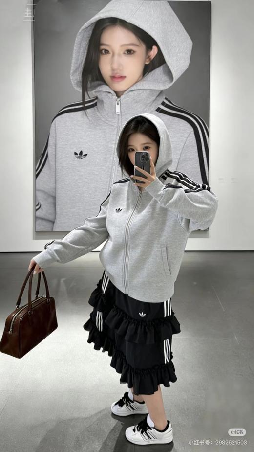 F031850春季新款简约百搭落肩款连帽华棉开衫卫衣外套 商品图13