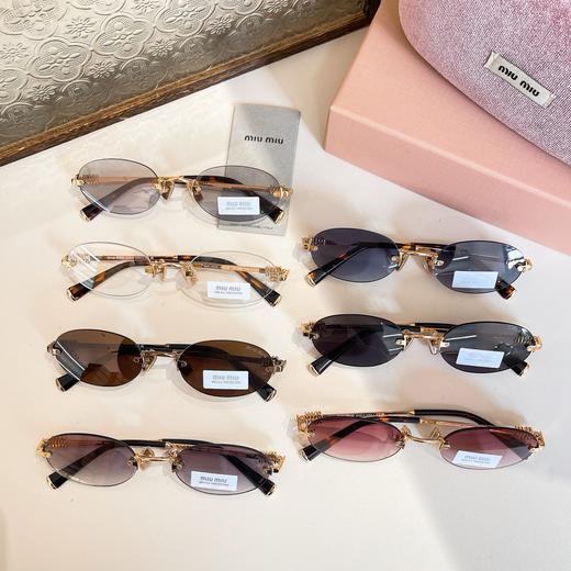 MIUMIU 缪缪 字母镜腿 金属无框 张元英ins款 复古椭圆形时尚太阳镜 商品图0