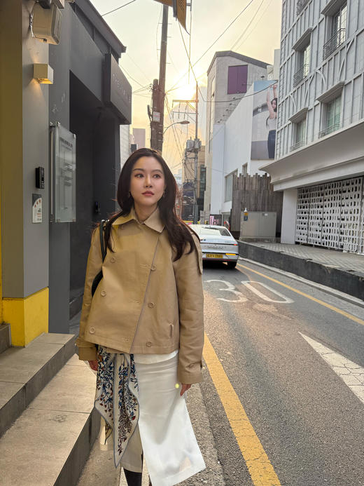 DUO智仙生 铂金风衣 早春新款低腰短风衣 商品图3