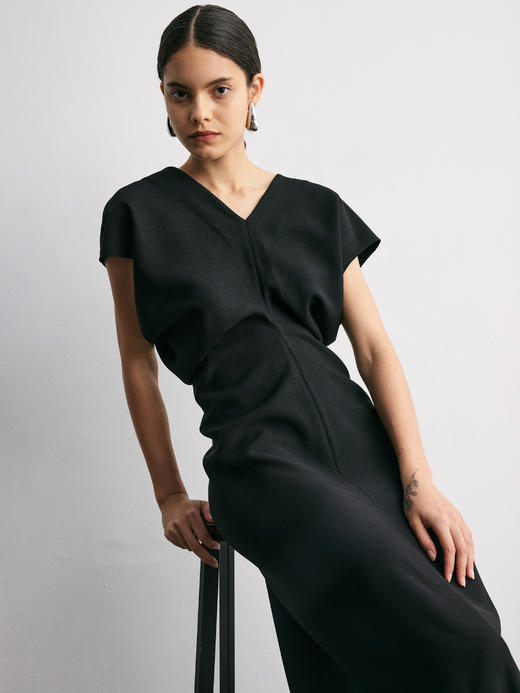 YANYI CHANG｜91830071 大V领立裁收腰连衣裙 [ 黛墨黑 ] 商品图2