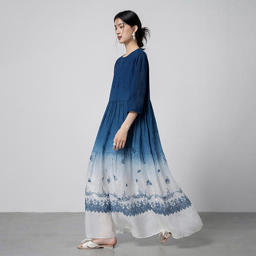 【林栖设计小店】植物染色|手工青花蓝渐变优雅印花2026春新款苎麻连衣裙1961174 商品图1