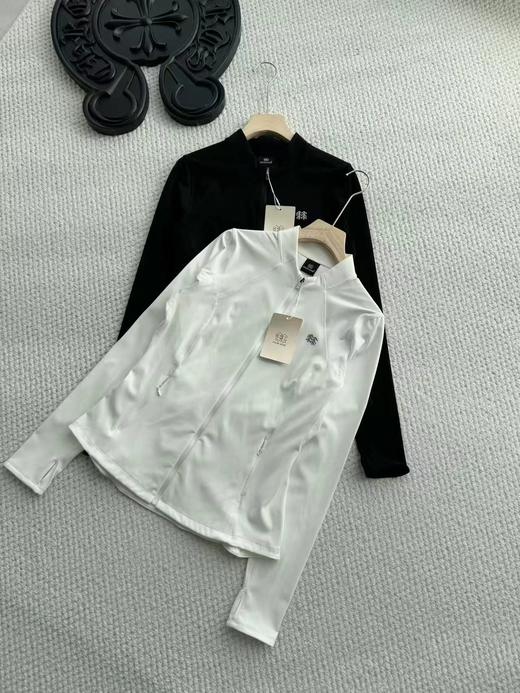 F031886高弹面料贴肤不紧绷透气排汗女士户外修身防晒外套 商品图0