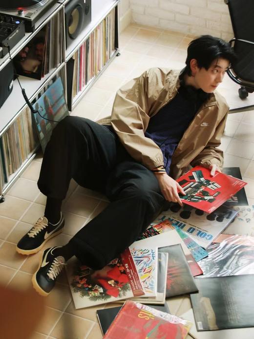 F031824男子宽松插肩防水夹克25秋季新款叠搭网眼刺绣舒适外套 商品图10