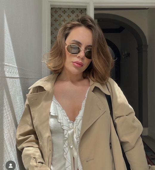 MIUMIU 缪缪 字母镂空镜腿镜框 金属复古椭圆形时尚太阳镜 商品图7