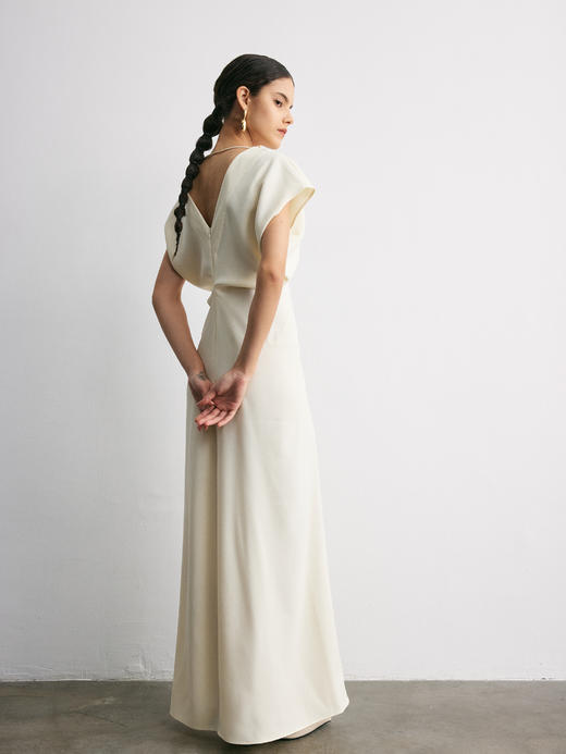 YANYI CHANG｜91830070 大V领立裁收腰连衣裙 [ 奶油黄 ] 商品图5