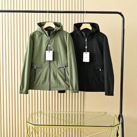 F031864春季新品大气上档次连帽男士夹克外套冲锋衣