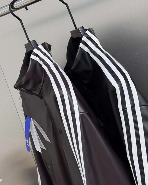 F0318109韩版仿皮立领美式复古三道杠学院风皮衣夹克外套 商品图2