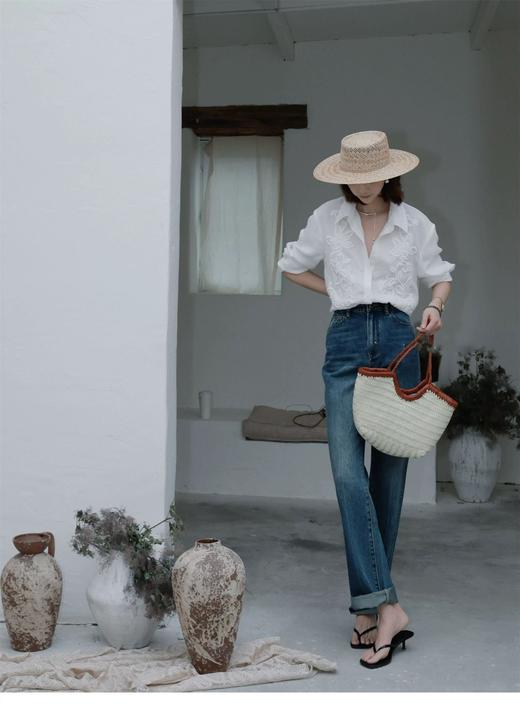 白衬衫穿出自由恣意腔调【重工浮雕刺绣人棉衬衫】 商品图6