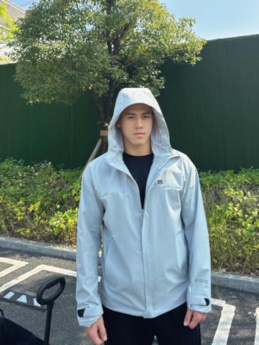 点此购买 可隆春秋季男士GORE-TEX防风防泼水薄绒款冲锋衣夹克 ye 342612 商品图9