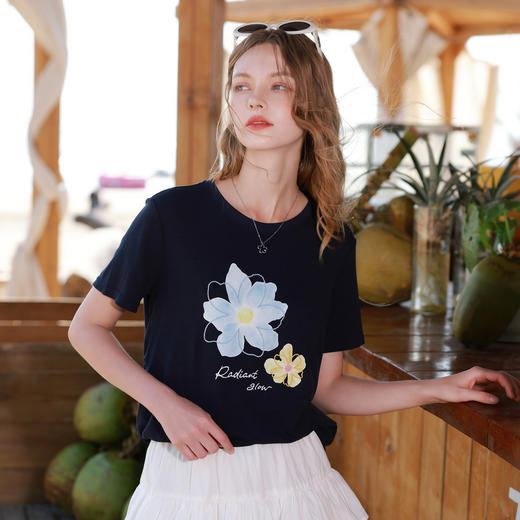 【莱赛尔】三彩2026夏季新款休闲花朵印花T恤圆领短袖套头衫上衣M 商品图2