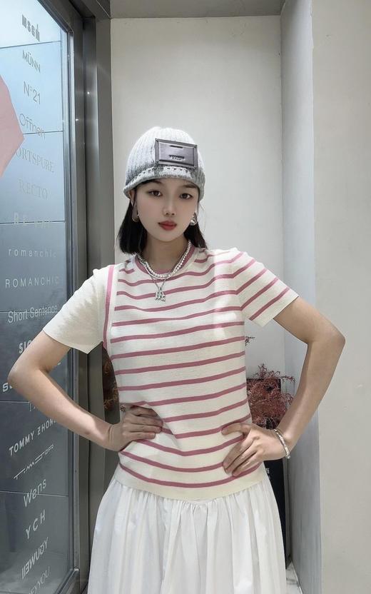 原单新款撞色条纹针织上衣 商品图3