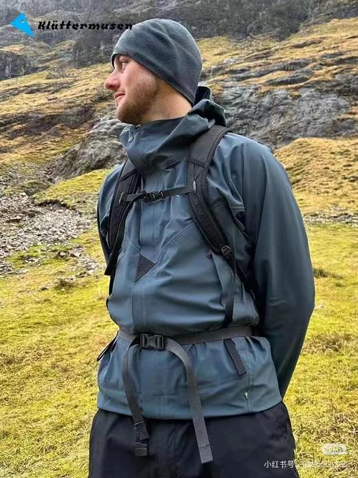 F0318124巨人岛户外运动斜向主拉链立体剪裁硬壳冲锋衣男款 商品图7