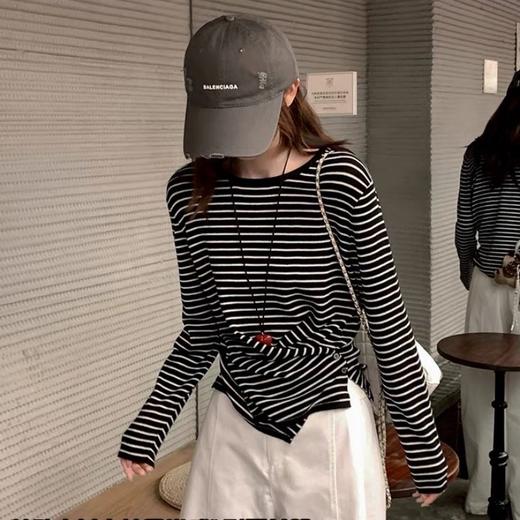 佐姿莎 法式交叉侧系扣收腰针织衫 不规则独特交叉设计 优化身材比例 视觉收腰腹 显高显瘦 商品图5