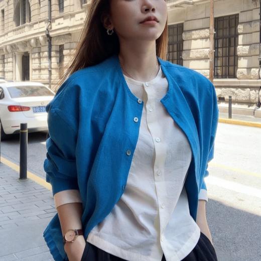 下单3-7天发货！LONGNVFAIR 克莱因蓝纯棉假两件拼接衬衫 慵懒随性 营造纸片人效果 拼色设计增加层次感 商品图0