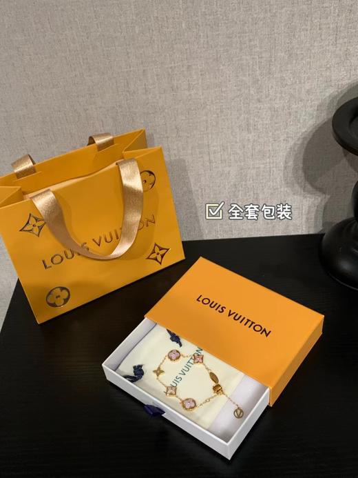 F0318112小众设计四叶草复古老钱流行粉贝母五花手链 商品图13