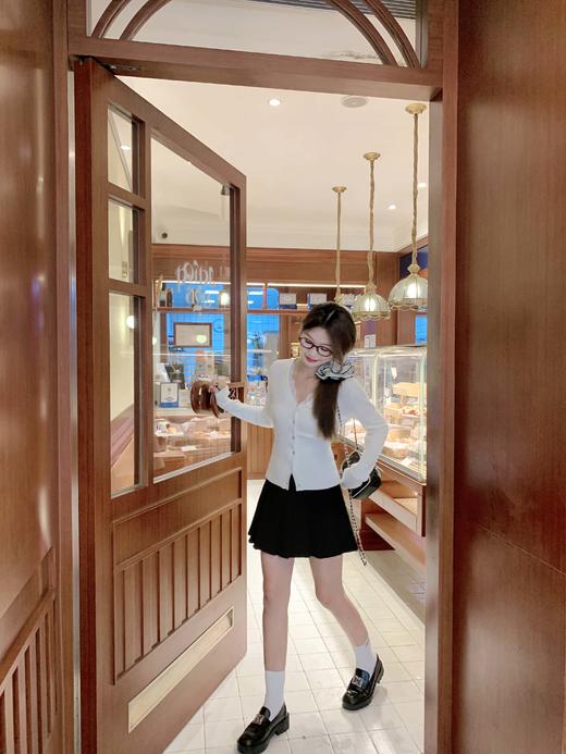 <曾小咸推荐>3.20现货秒杀 ！微信超特价！韩系V领蕾丝拼接针织衫 日常169.99 立减90 秒杀79.99！！ 商品图12