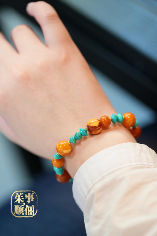 【26年女神樱花季】【茱事顺俪】18k金蜜蜡绿松多宝手串 商品图4