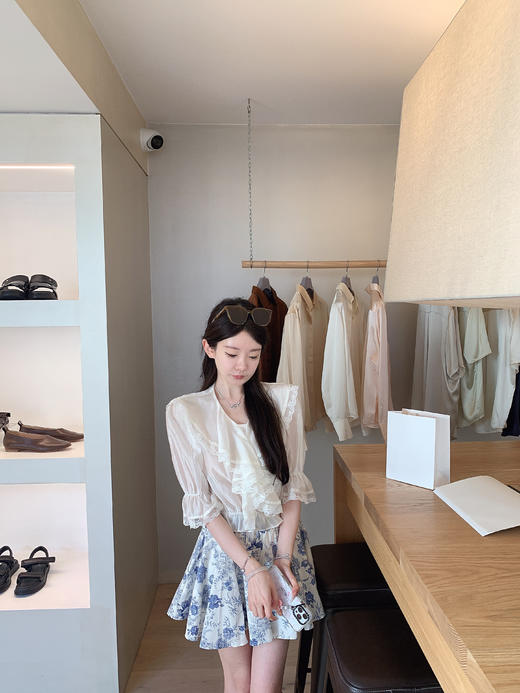 金蘑菇菇 茉莉与小豆蔻/ 纯白法式top碎花半裙套组 商品图8