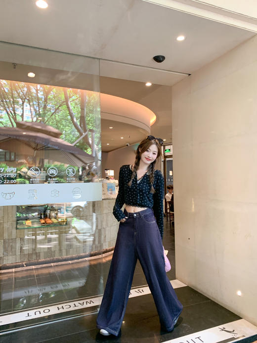 <曾小咸推荐>3.21现货秒杀 ！微信超特价！拼接小碎花开衫+吊带套装 日常199.99 立减120 秒杀79.99！！ 商品图10