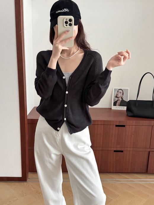 🥳【氛享】私服系列❗️【仟梓赫 天丝亚麻羊毛开衫 】❗百搭的一款开衫！✨颜色真的好看到爆‼️ 用了高品质的天丝亚麻混纺材质，❗❗❗👍质感真的无敌了！ 商品图4