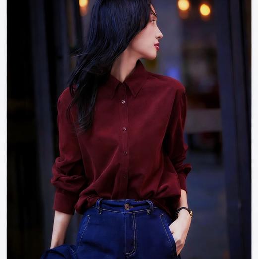LONGNVFAIR安可拉红灯芯绒全棉衬衫 经典衬衫剪裁 自带复古氛围感 上身气质拉满 商品图9
