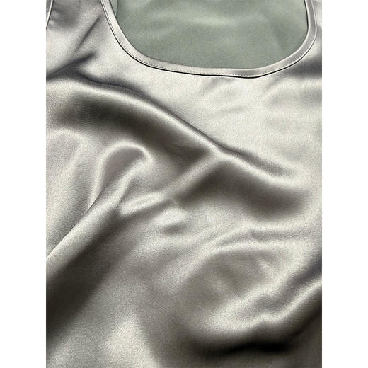 【贝拉推荐】向阳而生 重磅100醋酸圆U领背心 高级抗皱光泽感S-XXL 夏季百搭经典款 商品图8