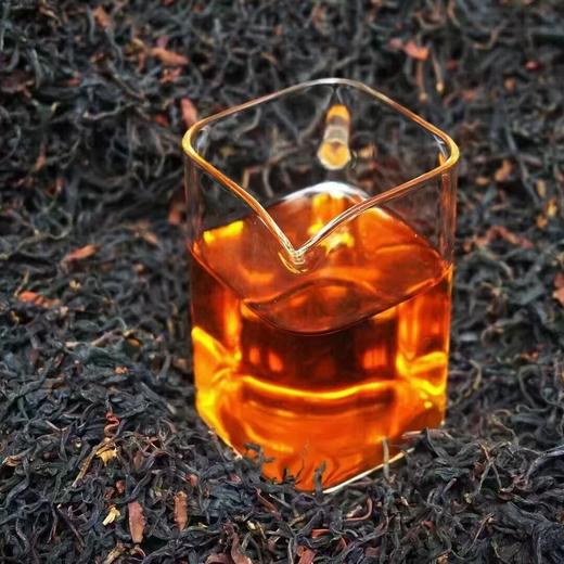 3月20日中午12点【2026年春茶】【弯弓荒野红茶】云南易武弯弓1800米高海拔产区古树晒红高端红茶 500克/箱 拍5发6 拍20发25 商品图5