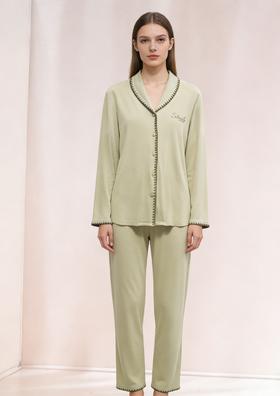 【莱赛尔腈纶混纺】SCHIESSER等舒雅保暖女士家居服套装，柔软保暖，手感有点一定厚度，松软顺滑青果领设计撞色包边装饰31/21762H