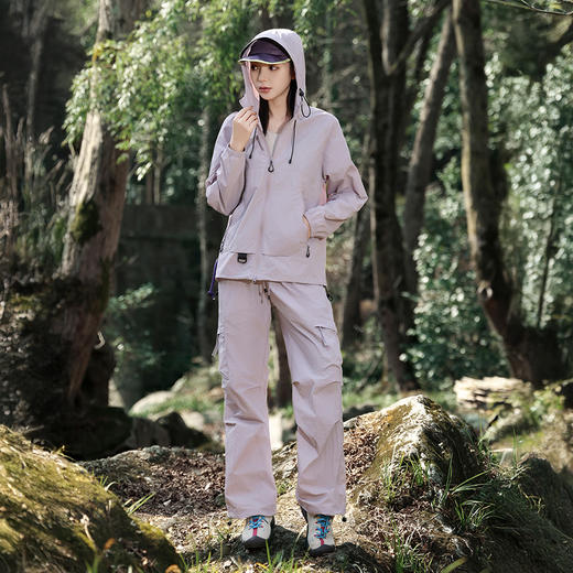 BHOVKEM 情侣款休闲速干防晒套装 防晒外套/防晒长裤/防晒短裤 轻薄有型 春夏两穿 商品图4