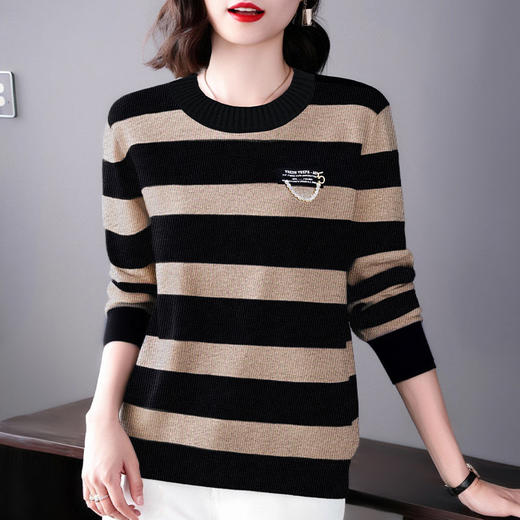 大码条纹打底衫女秋冬新款休闲套头针织上衣中年妈妈圆领女士毛衣 商品图1