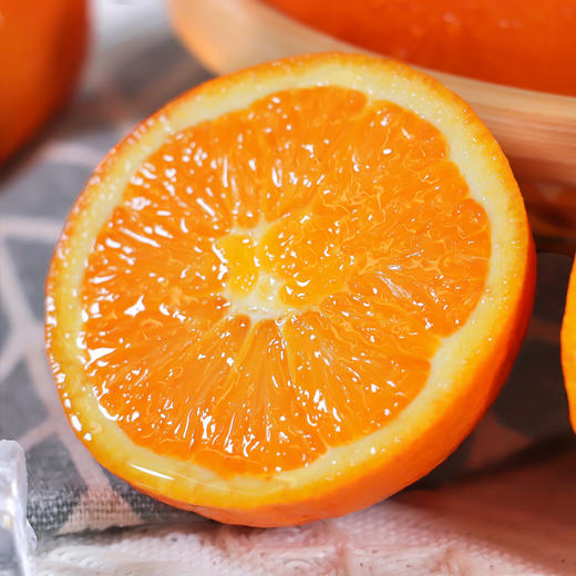 【湖北好物伦晚脐橙 】4.5斤/8斤自然成熟400多天，清甜水润，一口满足。原生态种植，产地直发，从枝头到舌尖的春天美味。 商品图0