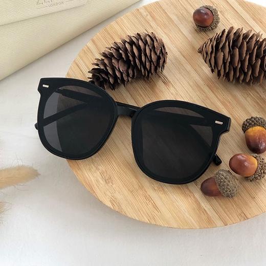 ZERSER墨镜TR款太阳眼镜女ins2023年新款防紫外线韩版潮大脸显瘦TR7668-1 商品图5