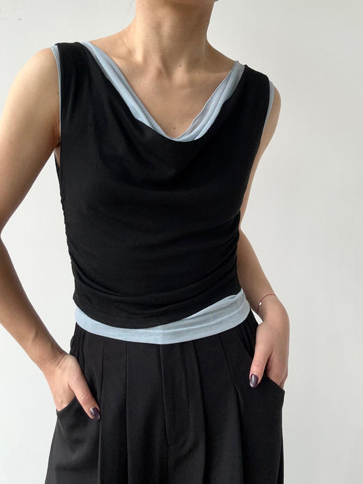 SIJIA｜SS2672 ⿊⾊针织两件套背⼼ 商品图4