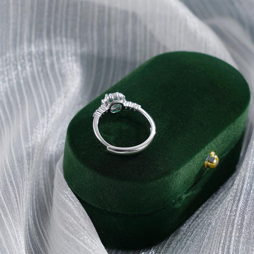 子佩集【青翠芳华】S925银戒指【RM0518-XF】培育宝石祖母绿方块2510 商品图7