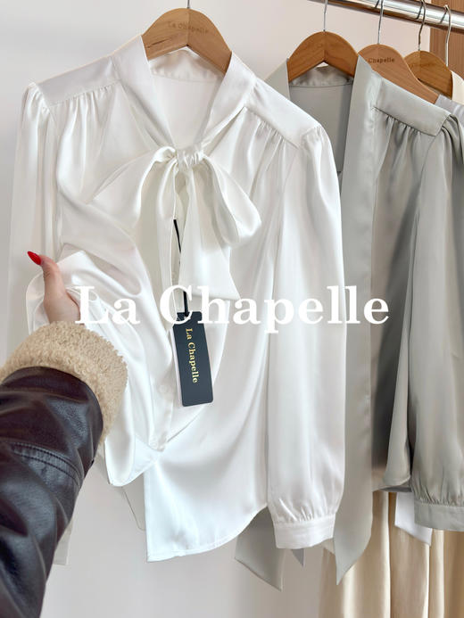 专柜实拍【丝光缎面】拉夏贝尔/La Chapelle气质系带V领绑带排扣长袖衬衫垂顺有型/优雅显瘦/时尚通勤 商品图1