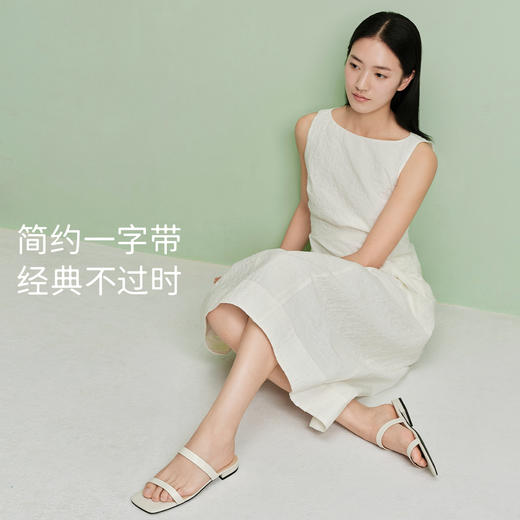 7or9露趾凉鞋平底一字带拖鞋雪绒花 商品图5