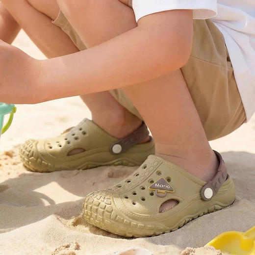 【32-38码】儿童洞洞鞋外穿凉拖鞋沙滩鞋包头花园鞋【WG26350】 商品图3