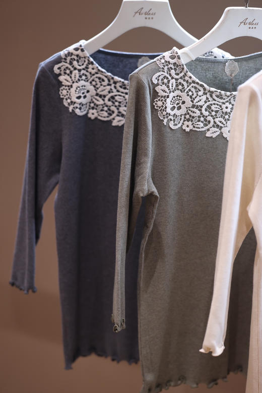 rei 蕾丝拼接打底T 商品图1