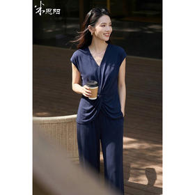 「慵懒美学套装」米思阳2026春新款交叉扭结衬衫不对称下摆收腰薄款法式V领上衣阔腿裤套装女1108/1149