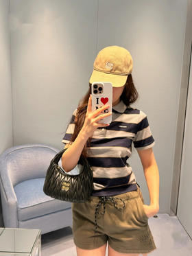 【非质量问题不退换】MiuMiu 26早春新款条纹短袖（XHH）